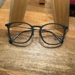 Brand New Ray-ban eye glasses.